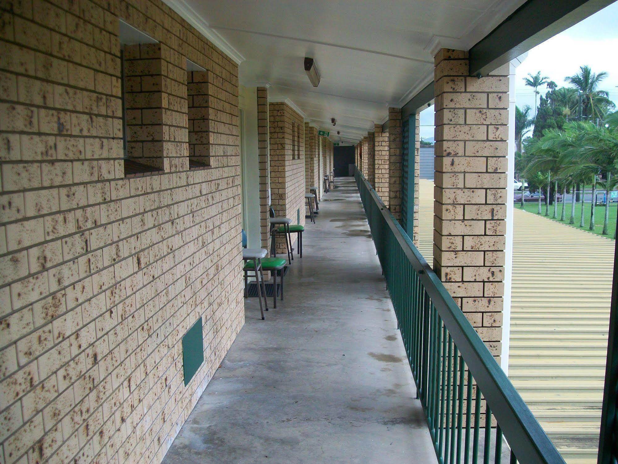 Sun Plaza Motel - Mackay Esterno foto