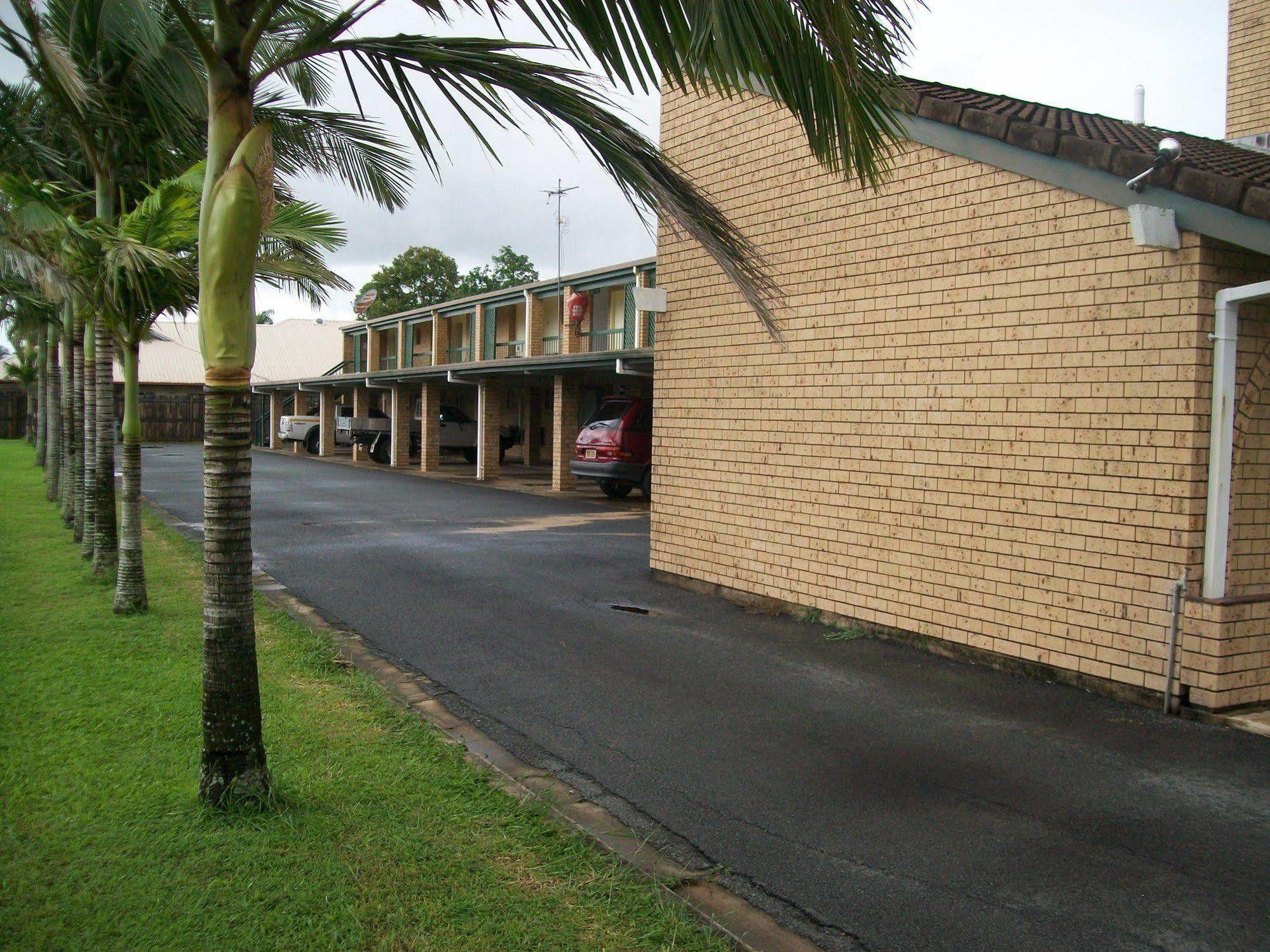 Sun Plaza Motel - Mackay Esterno foto